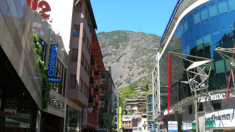 CLIENTES ESPECIALES  (FRONTERA)